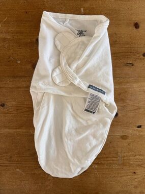 SwaddleMe Cream preemie Swaddle Sack